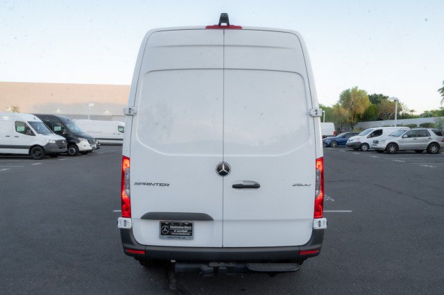 Used 2025 Mercedes-Benz Sprinter 2500 image 6