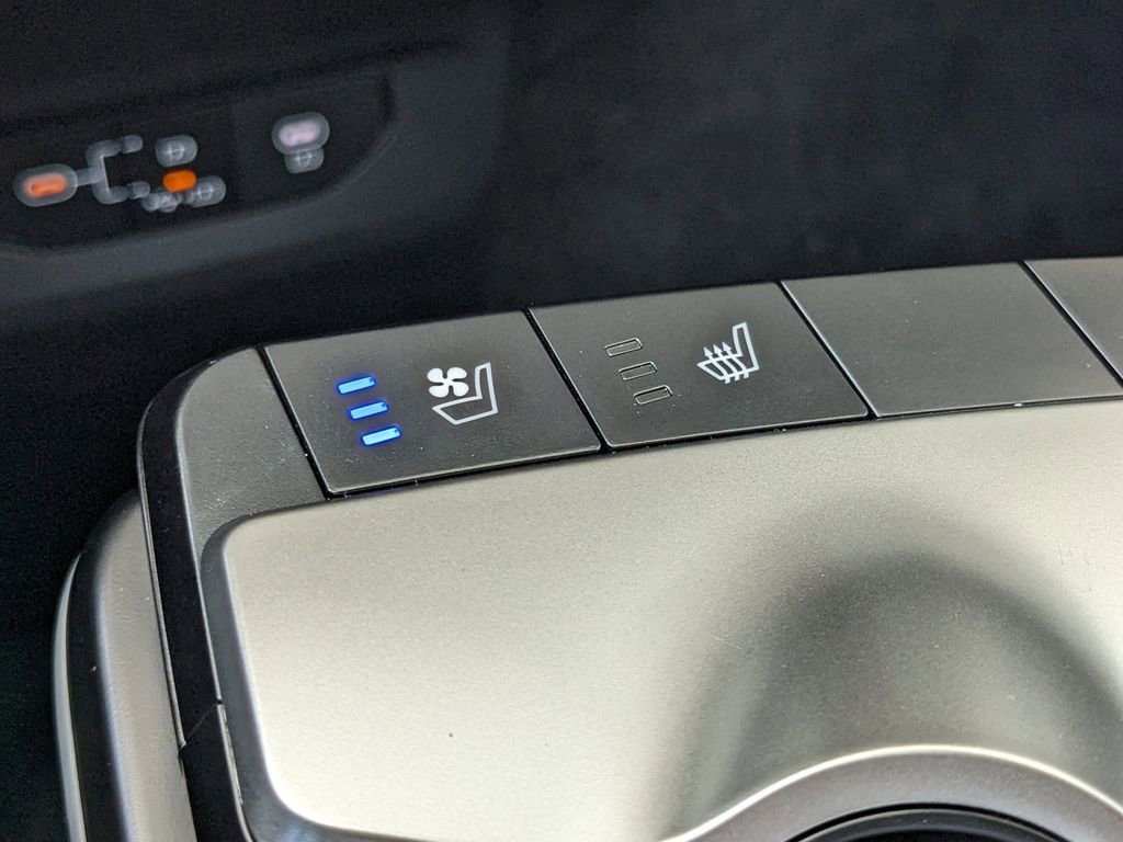 New 2025 Kia EV6 Wind RWD image 28
