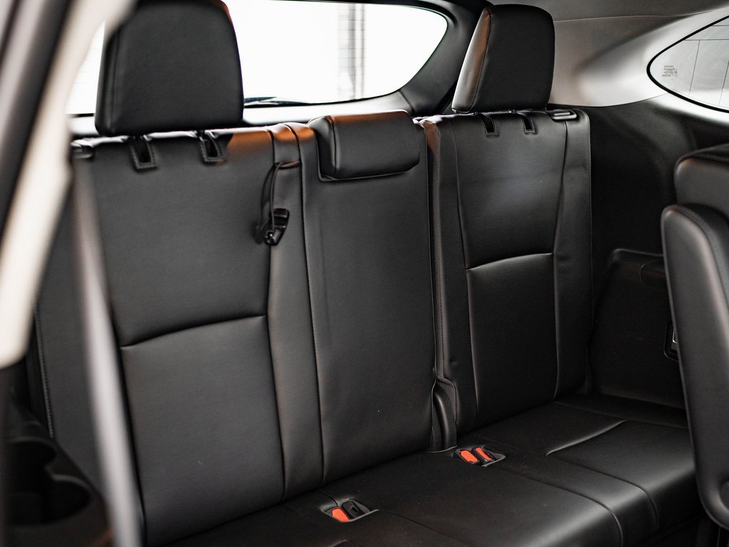 Used 2023 Toyota Highlander Platinum image 49