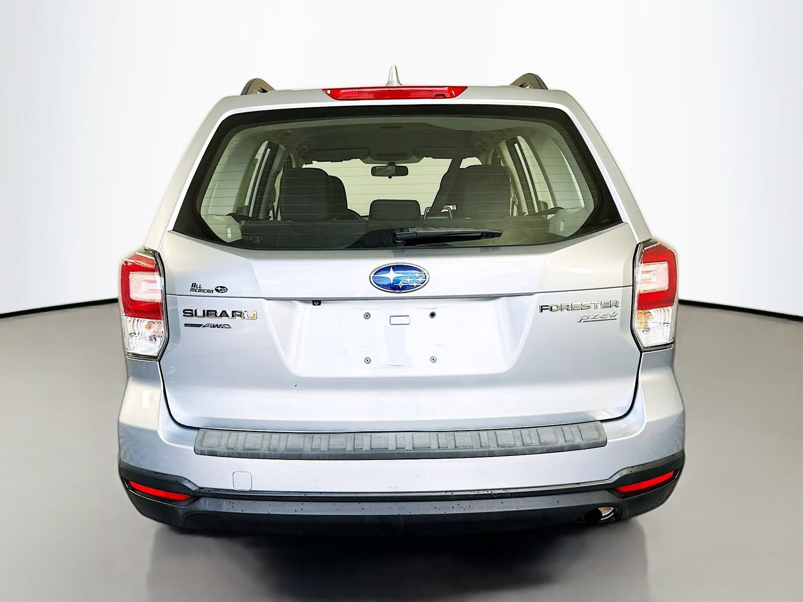 Used 2017 Subaru Forester 2.5i w/ Alloy Wheel Package AWD/4WD image 6