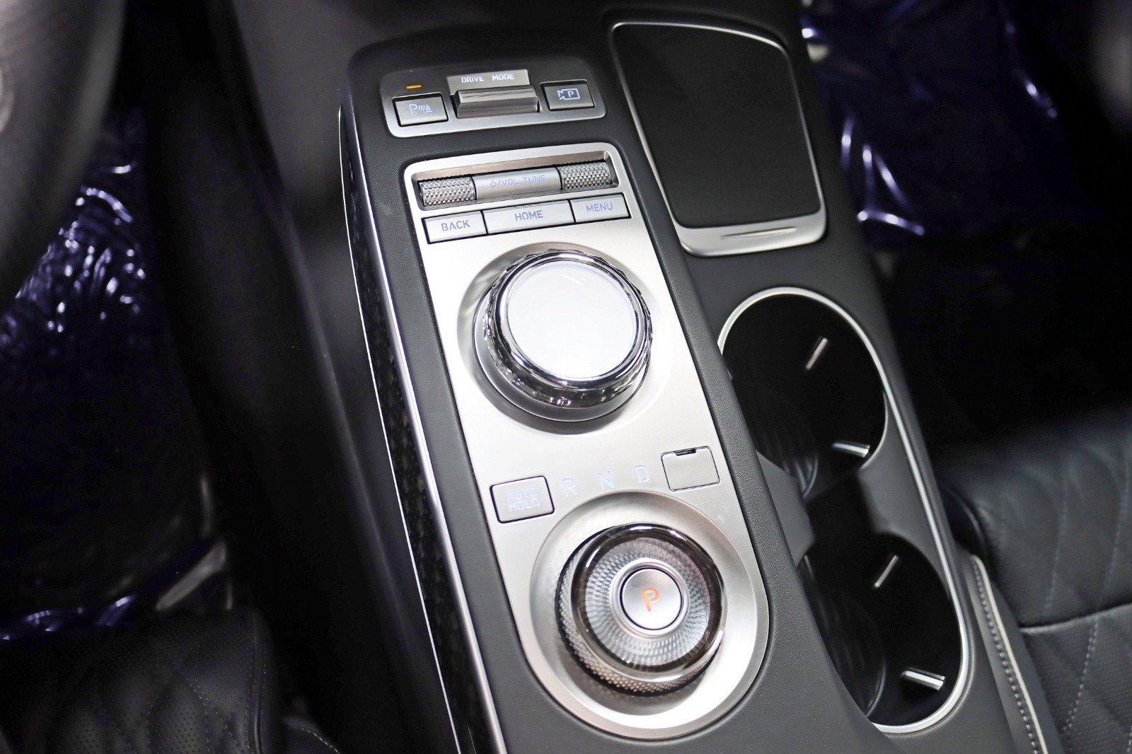 Used 2023 Genesis GV70 3.5T Sport w/ Sport Prestige Package AWD/4WD image 26