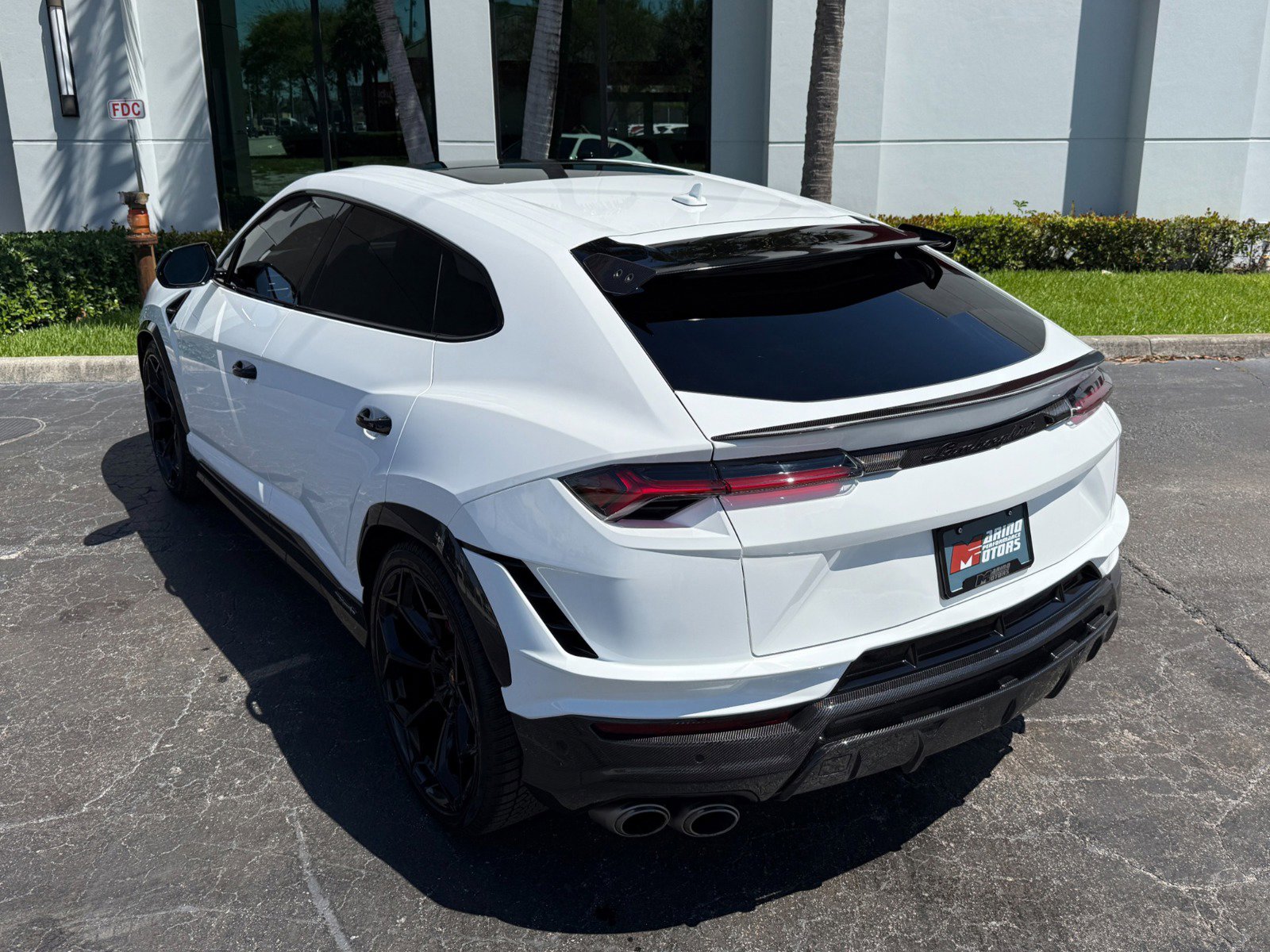 Used 2023 Lamborghini Urus Performante AWD/4WD image 16