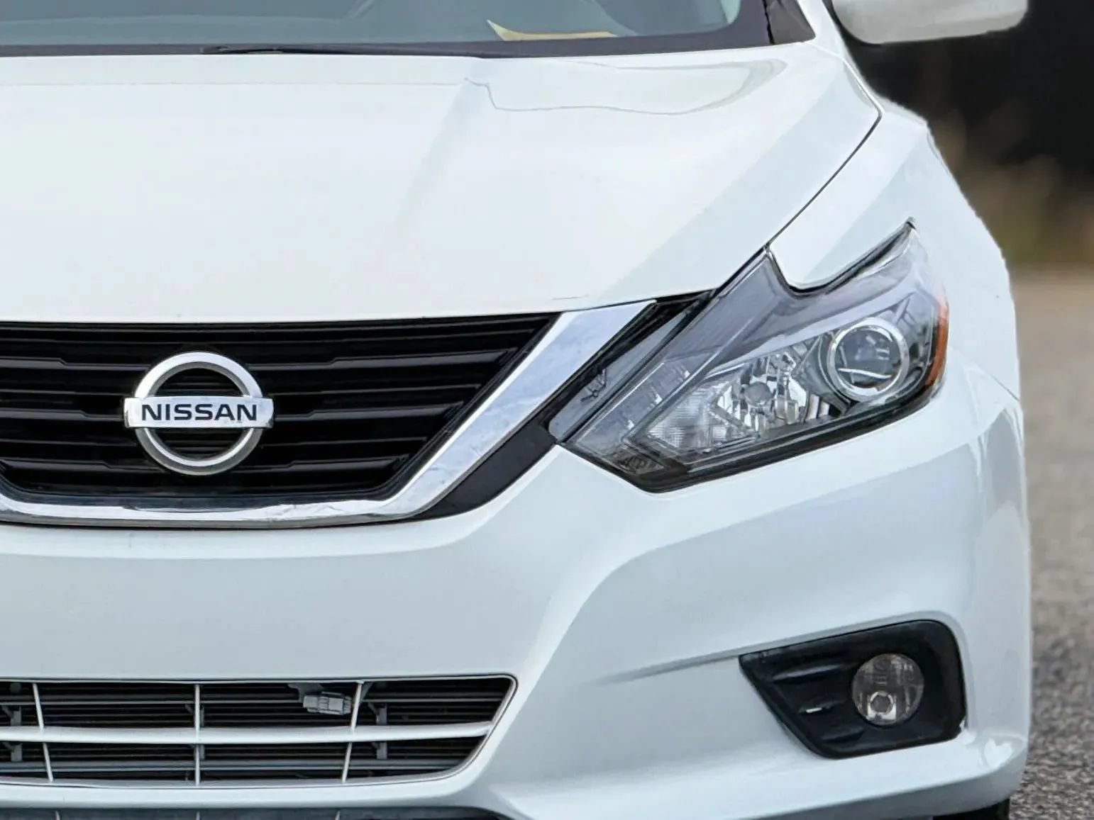 Used 2018 Nissan Altima 2.5 SV FWD image 12