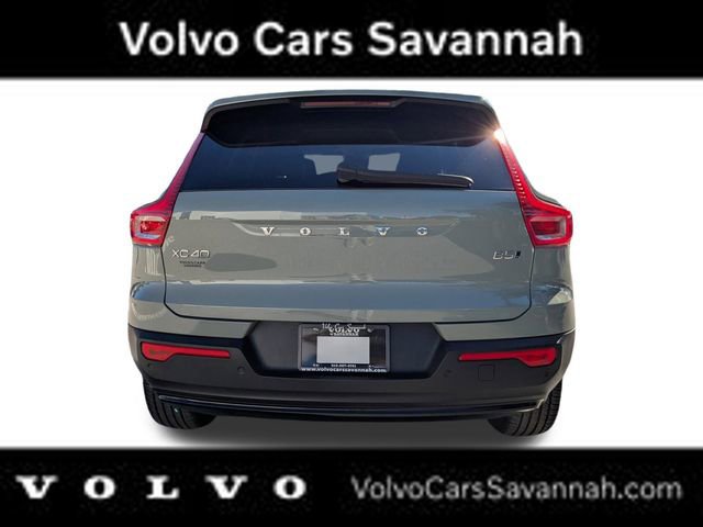 Certified 2024 Volvo XC40 B5 Core image 6