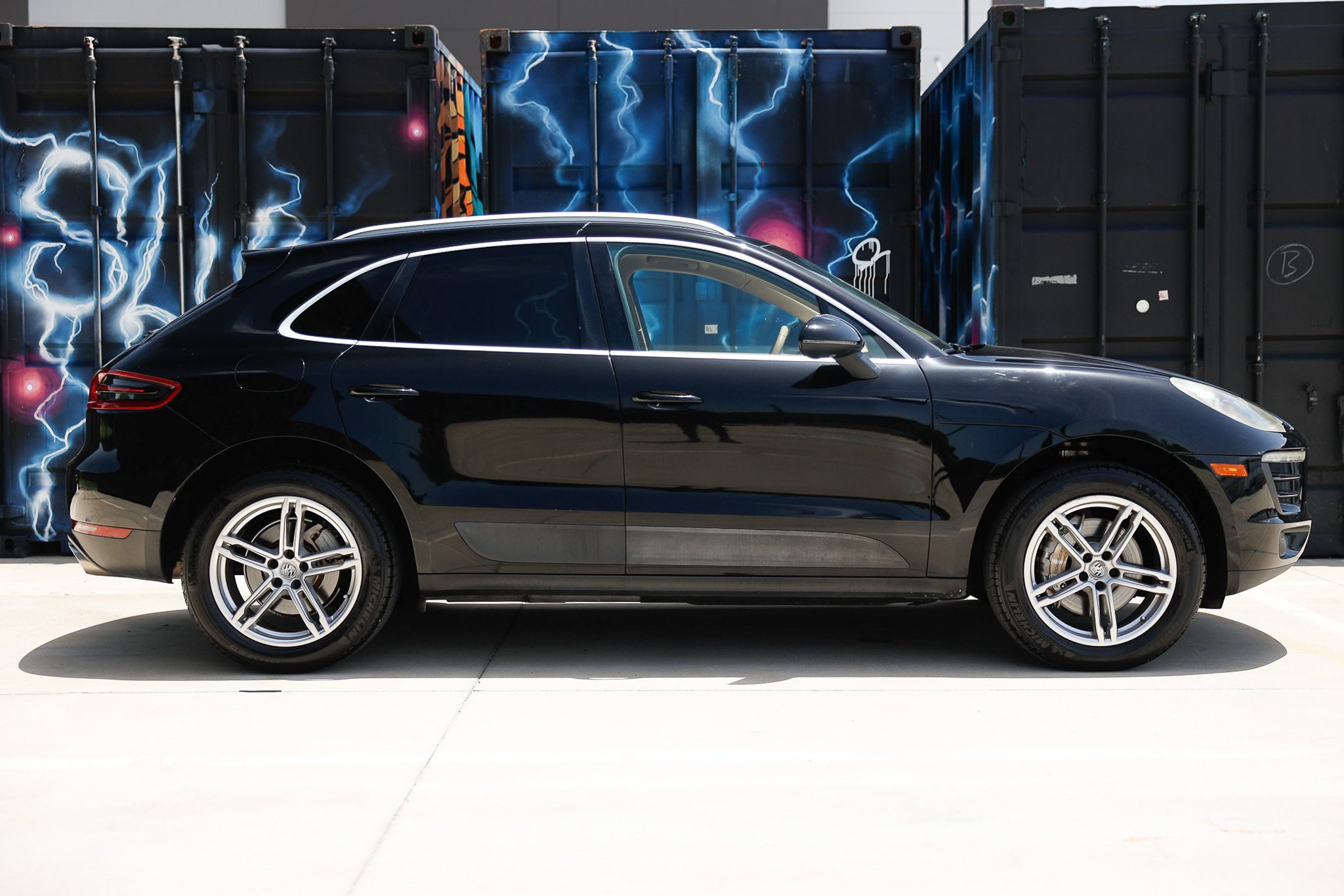 Used 2016 Porsche Macan S AWD/4WD image 17