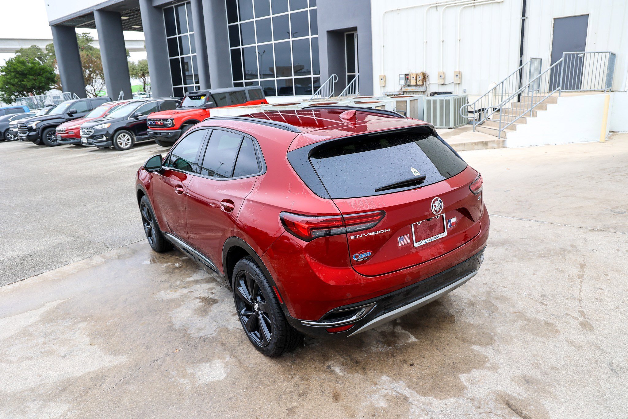 Used 2023 Buick Envision Preferred image 9