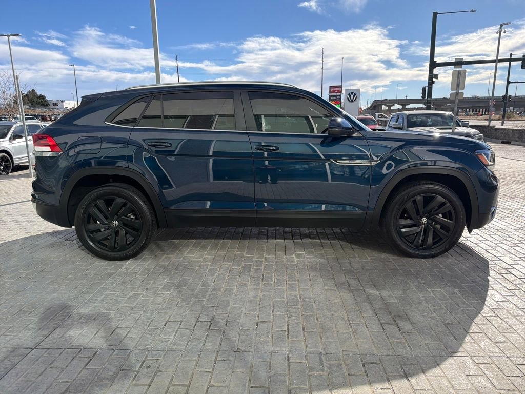 Certified 2023 Volkswagen Atlas Cross Sport SE w/ Panoramic Sunroof Package image 8