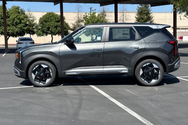 New 2027 Kia Seltos EX FWD image 10