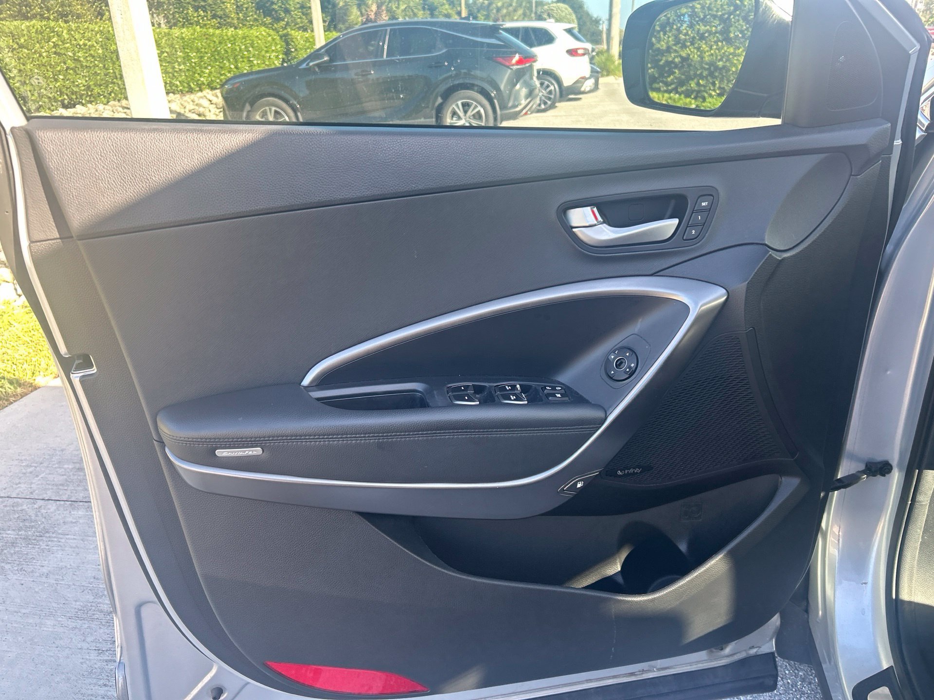Used 2017 Hyundai Santa Fe Sport FWD image 11