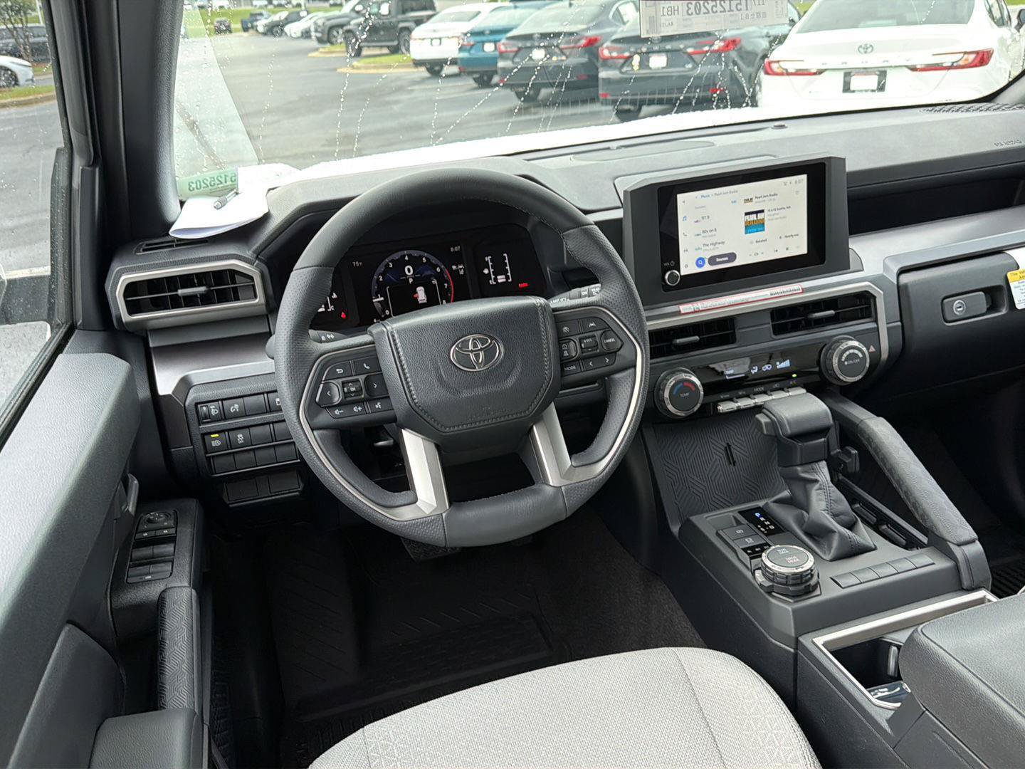 New 2026 Toyota 4Runner SR5 AWD/4WD image 18