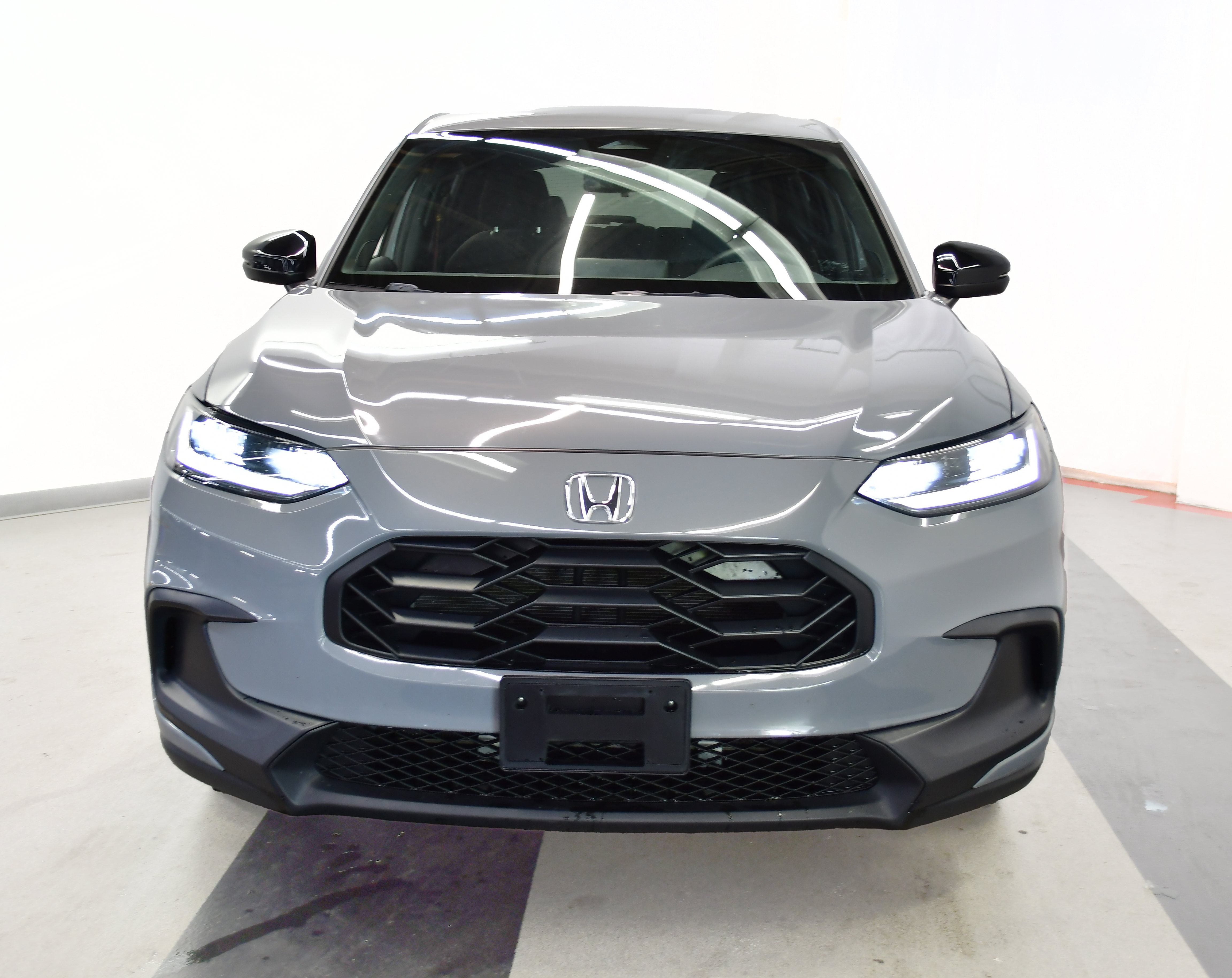 Used 2024 Honda HR-V Sport image 3