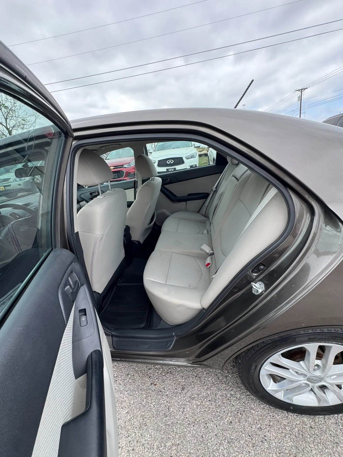 Used 2012 Kia Forte EX w/ Premium Pkg image 12