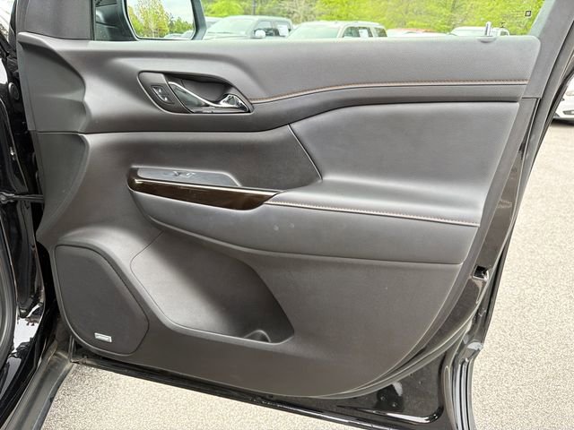 Used 2023 GMC Acadia AT4 w/ Technology Package image 14