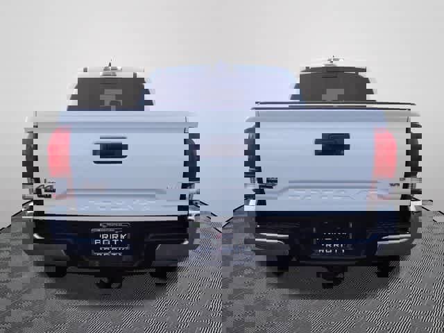 Used 2021 Toyota Tacoma SR5 image 2