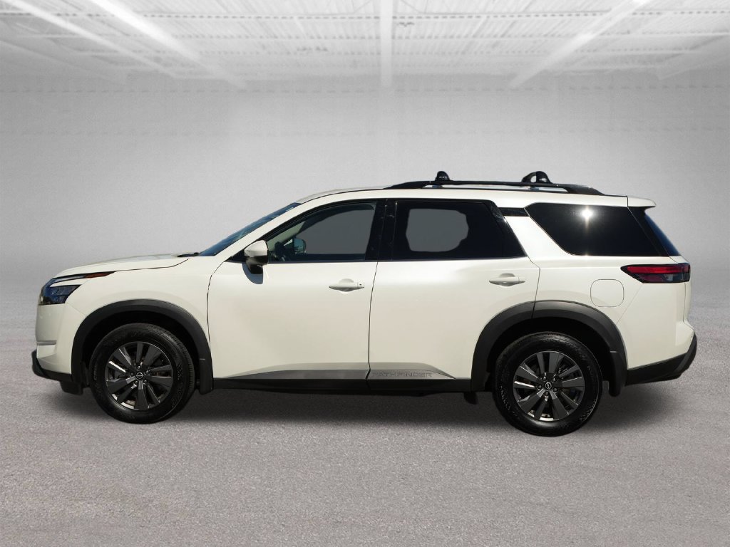 Used 2024 Nissan Pathfinder SV AWD/4WD image 4