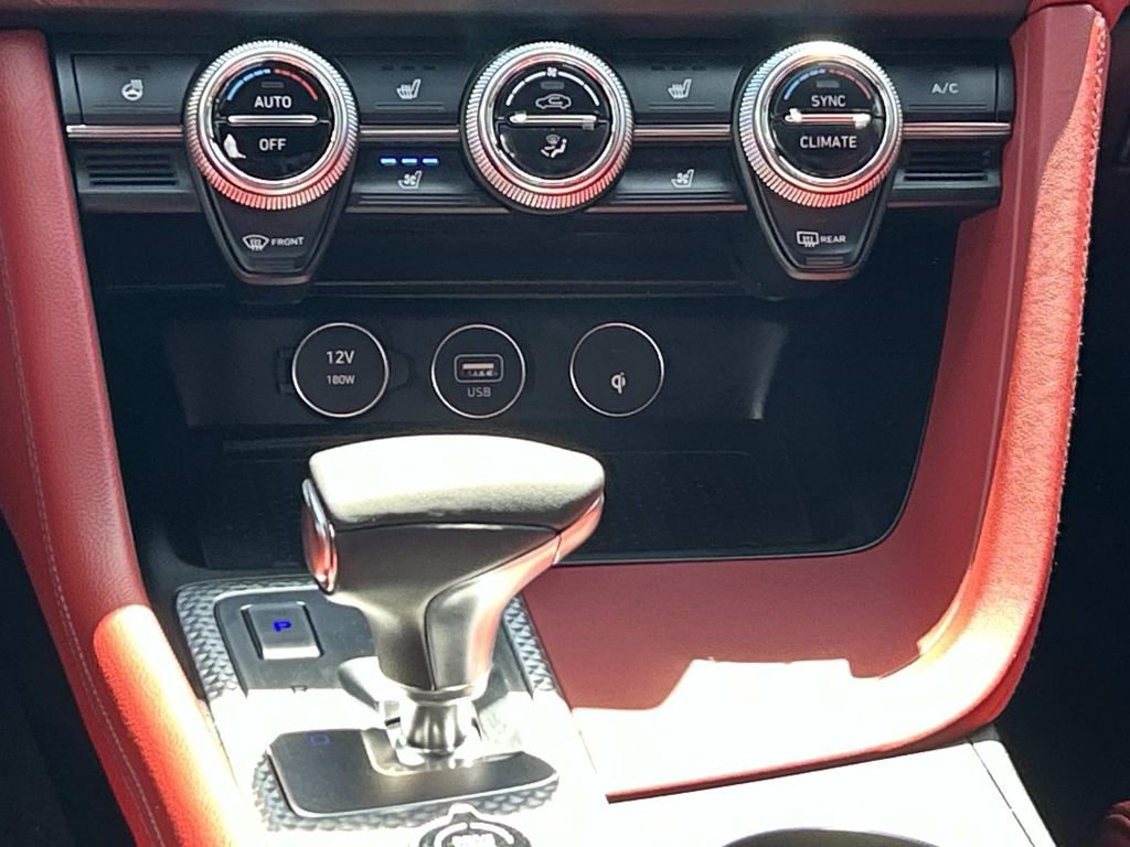 Used 2023 Genesis G70 2.0T w/ Sport Prestige Package image 29