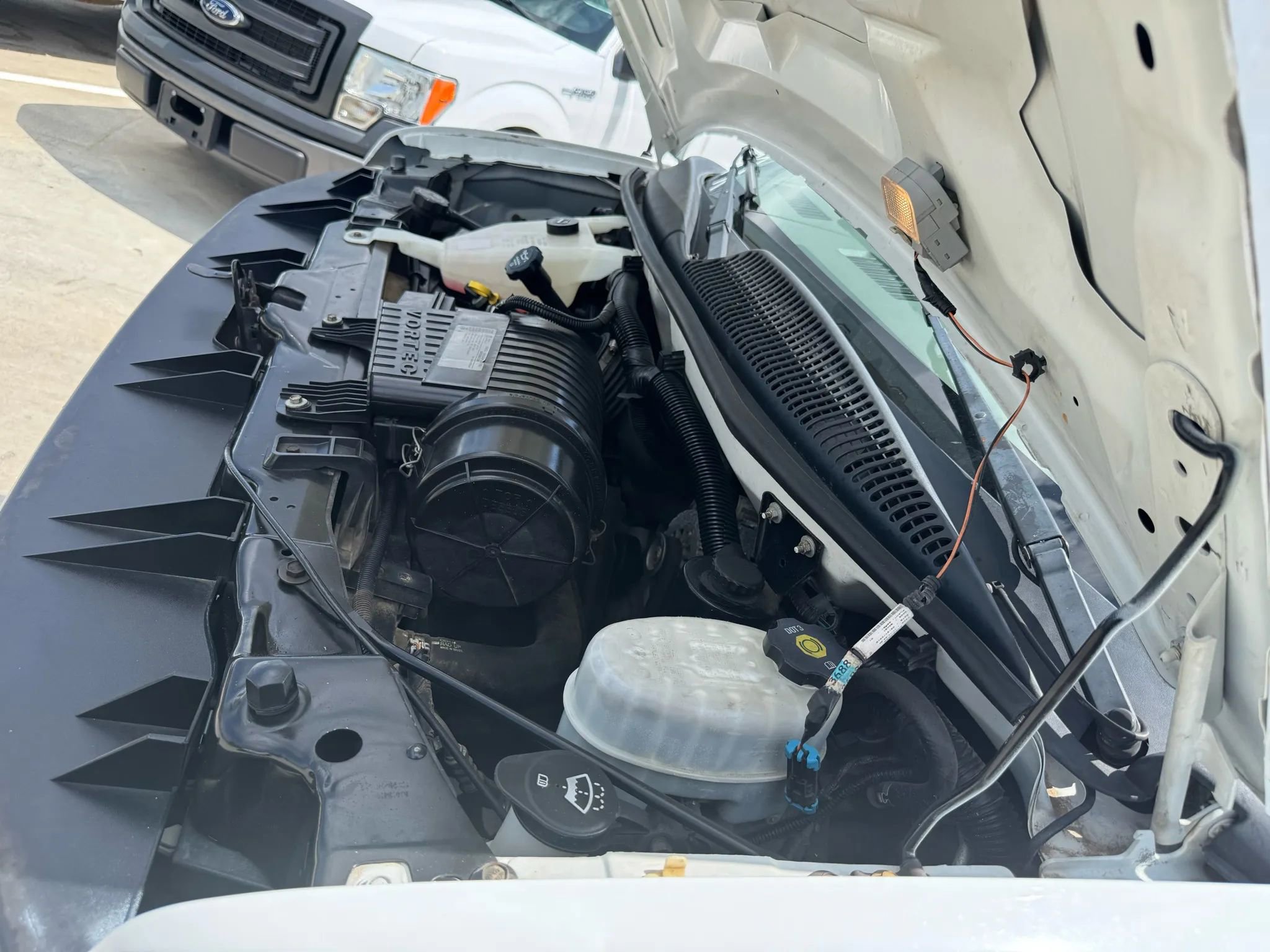 Used 2011 Chevrolet Express 2500 LS image 13