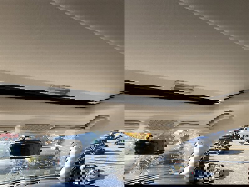 Used 2017 Ford Fusion SE w/ Fusion SE Technology Package image 15