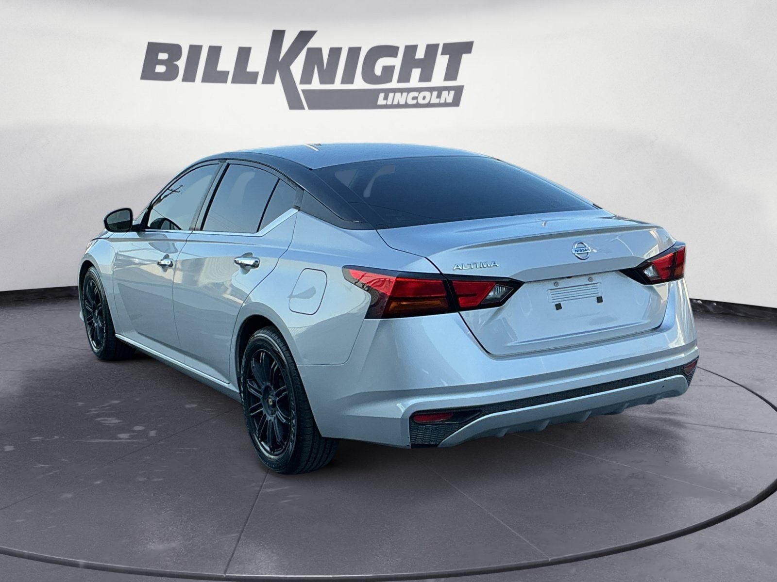 Used 2022 Nissan Altima 2.5 S FWD image 3
