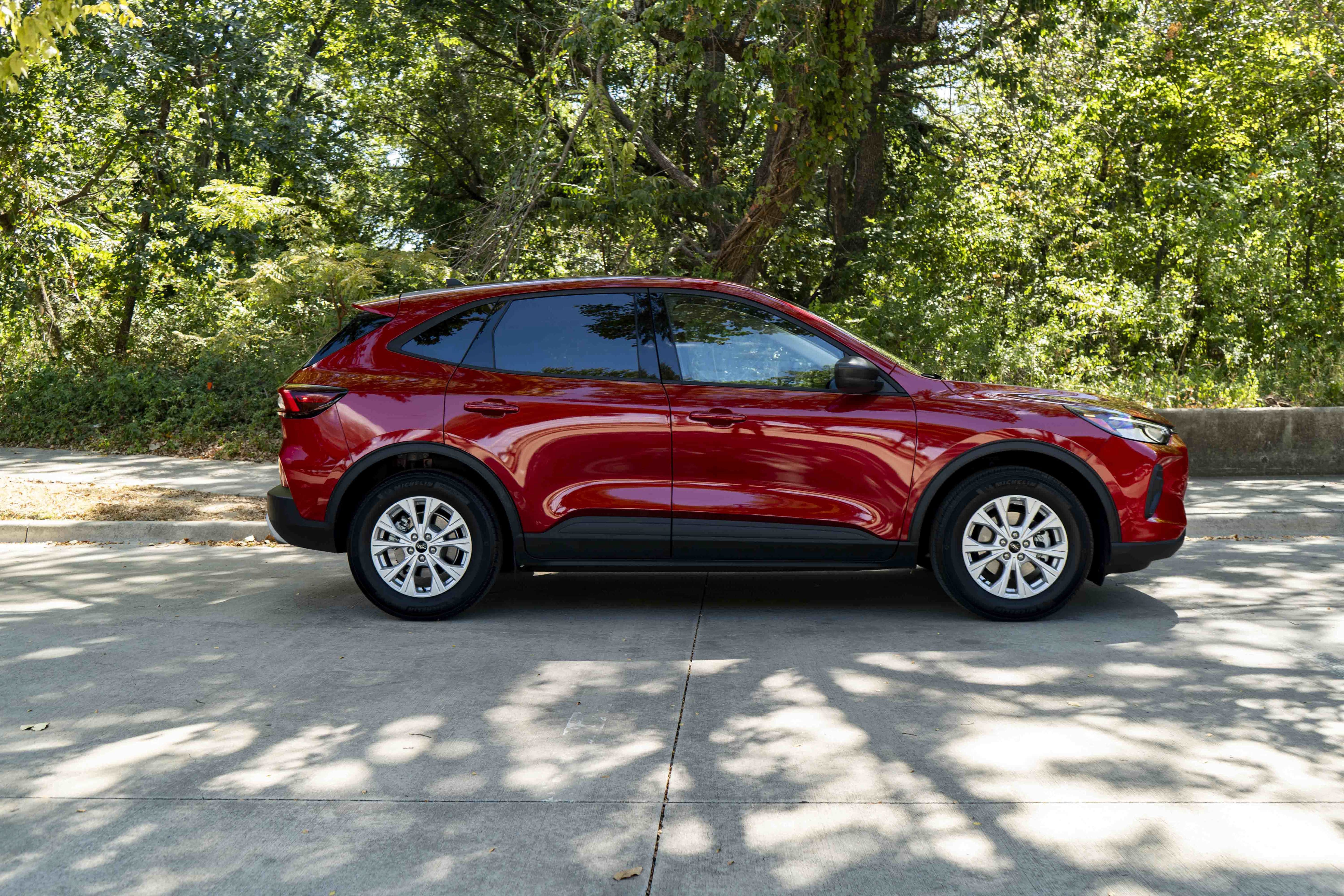 Used 2025 Ford Escape Active FWD image 10