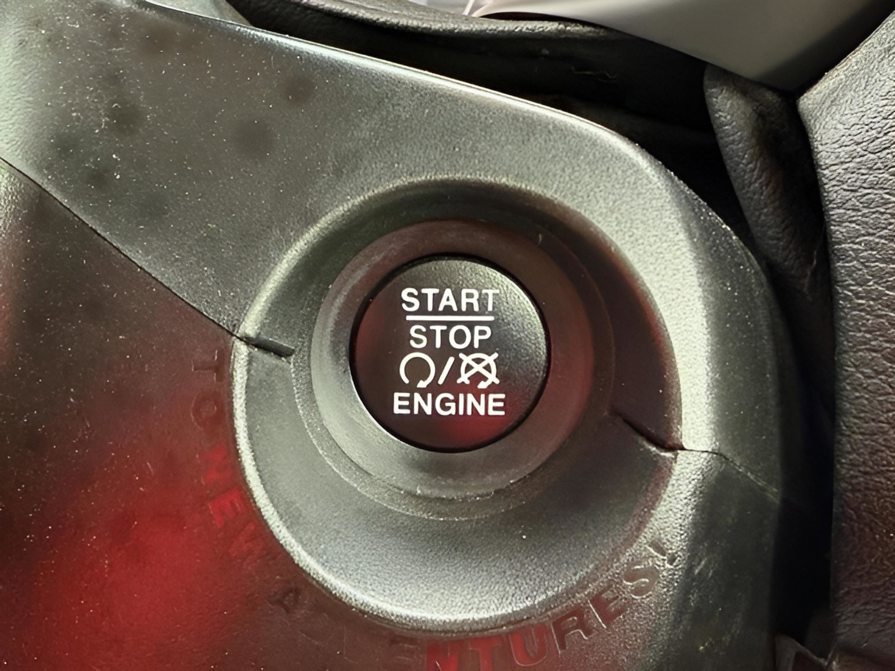 Used 2019 Jeep Renegade Sport w/ Sport Appearance Group image 19