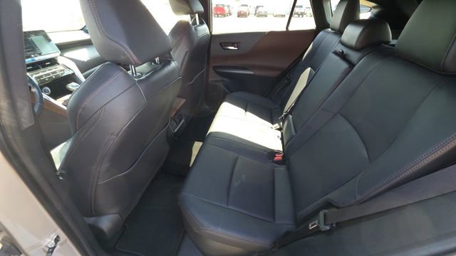 Used 2021 Toyota Venza Limited image 17
