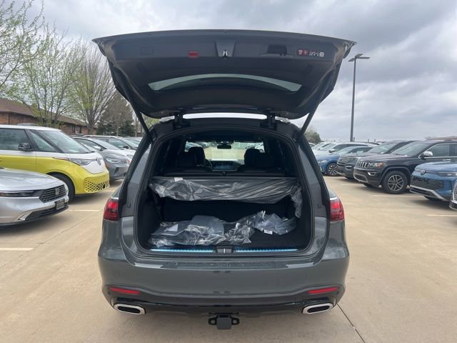 New 2026 Mercedes-Benz GLS 450 4MATIC image 11