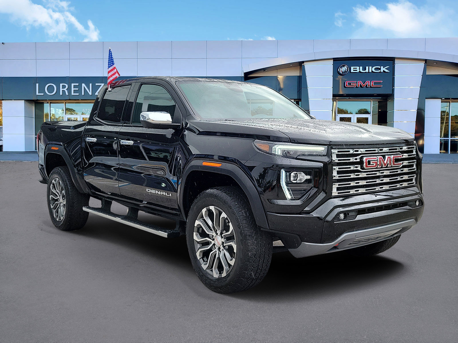 Used 2023 GMC Canyon Denali image 3