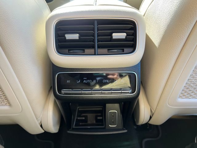 Used 2021 Mercedes-Benz GLS 450 4MATIC image 36