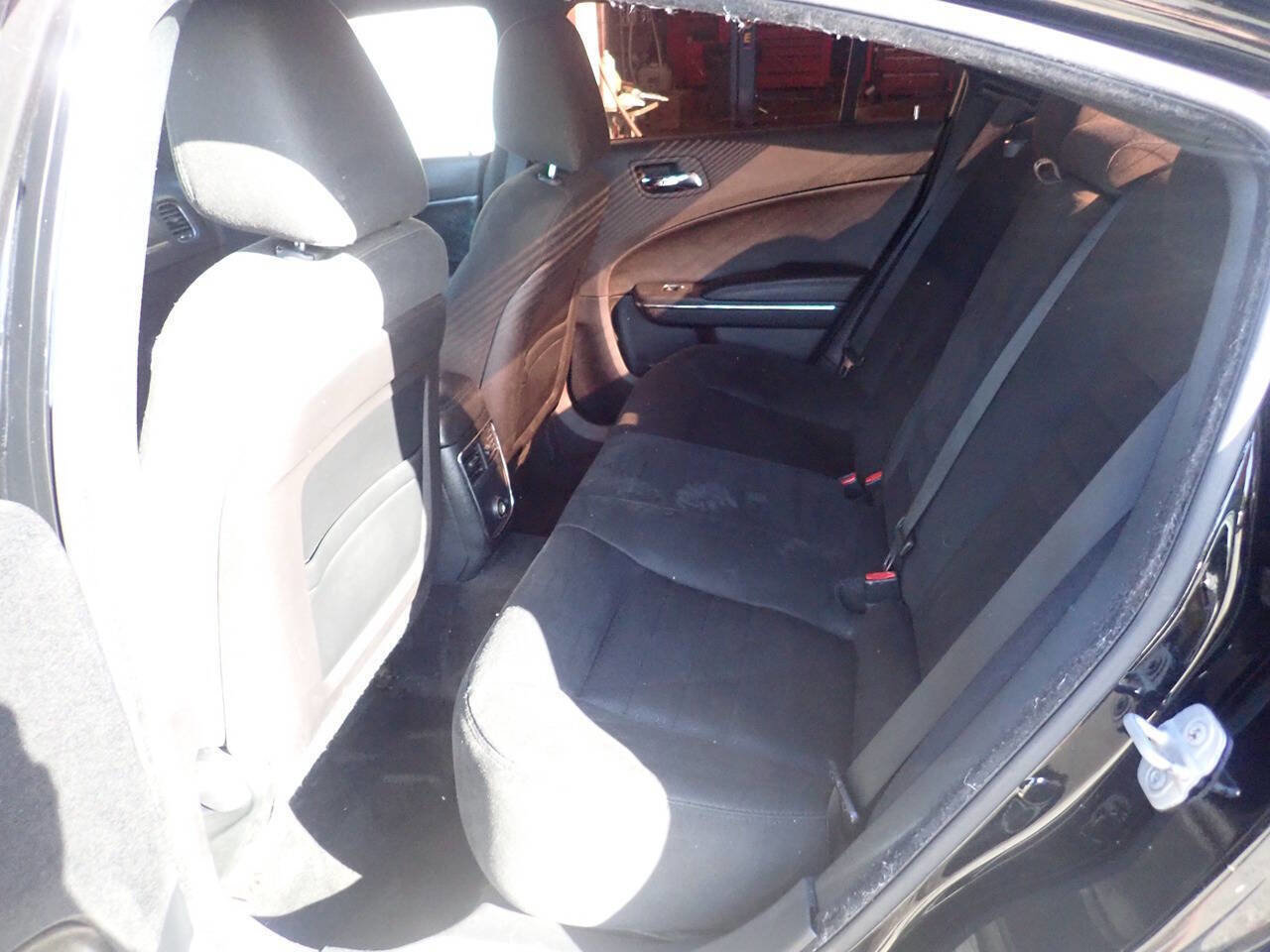 Used 2013 Dodge Charger SE image 11