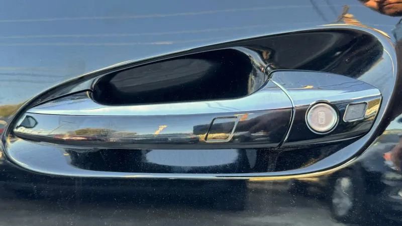 Used 2014 Mercedes-Benz SLK 250 image 11