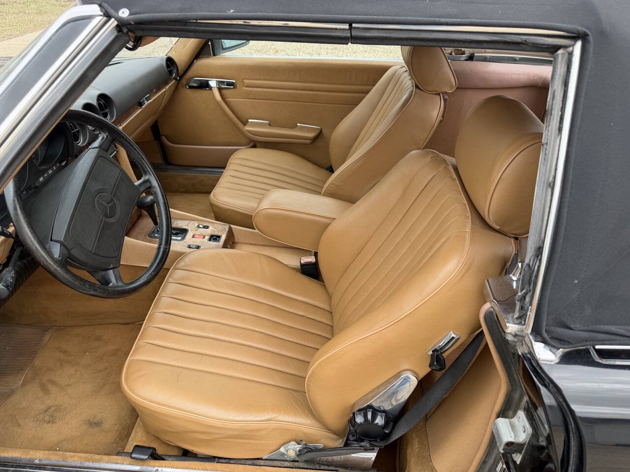 Used 1988 Mercedes-Benz 560 SL image 5