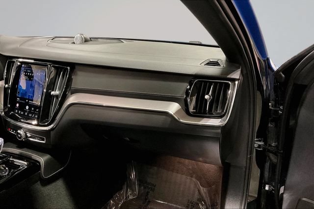 Certified 2024 Volvo V60 T8 Polestar w/ Protection Package AWD/4WD image 18