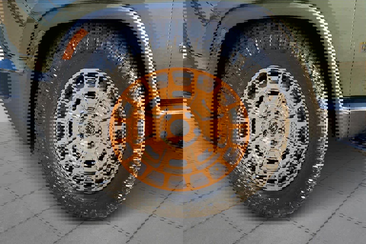 Used 2022 Rivian R1T Adventure image 10