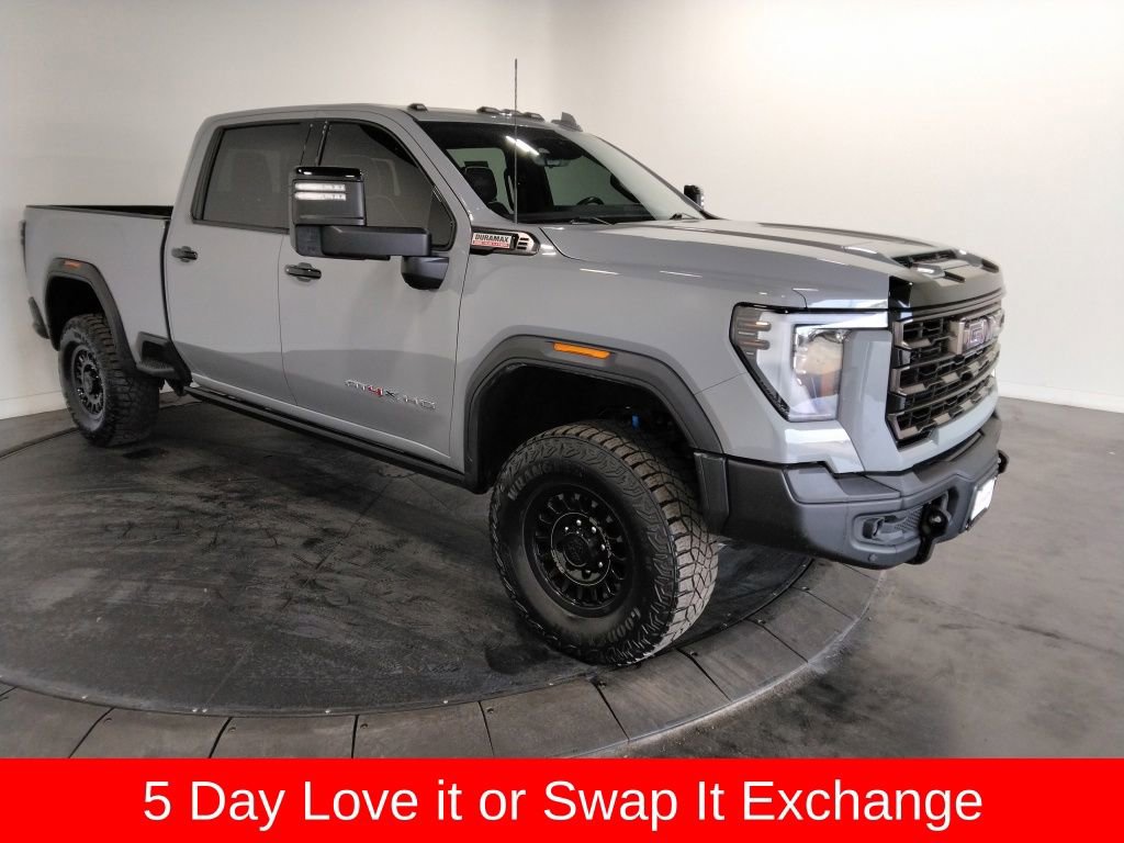 Used 2024 GMC Sierra 2500 AT4X w/ AT4X AEV Edition image 3