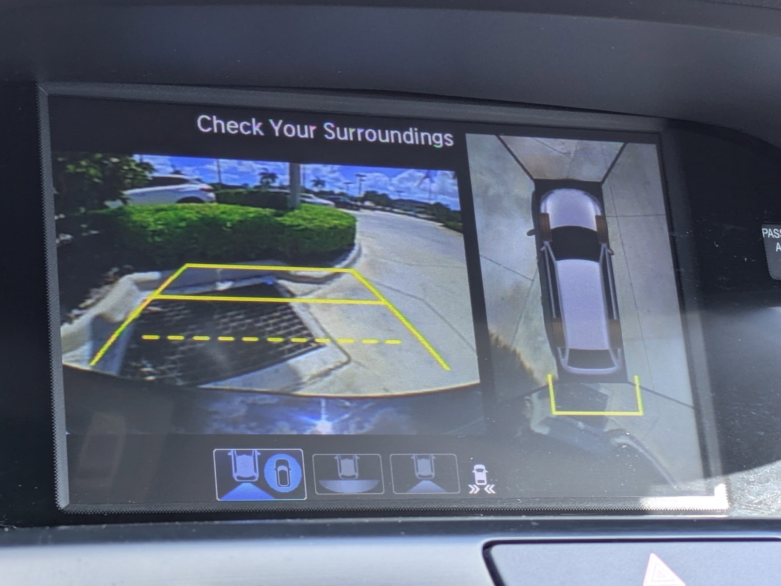 Used 2020 Acura MDX SH-AWD w/ Advance Package image 29