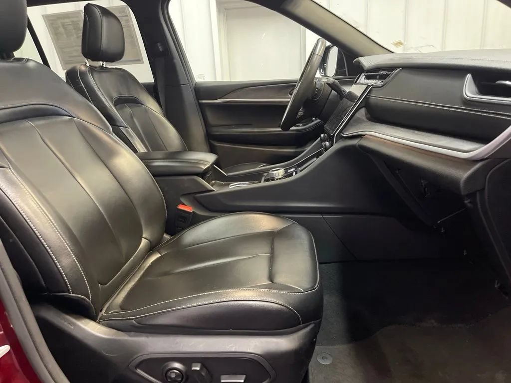 Used 2024 Jeep Grand Cherokee Limited 4xe AWD/4WD image 20
