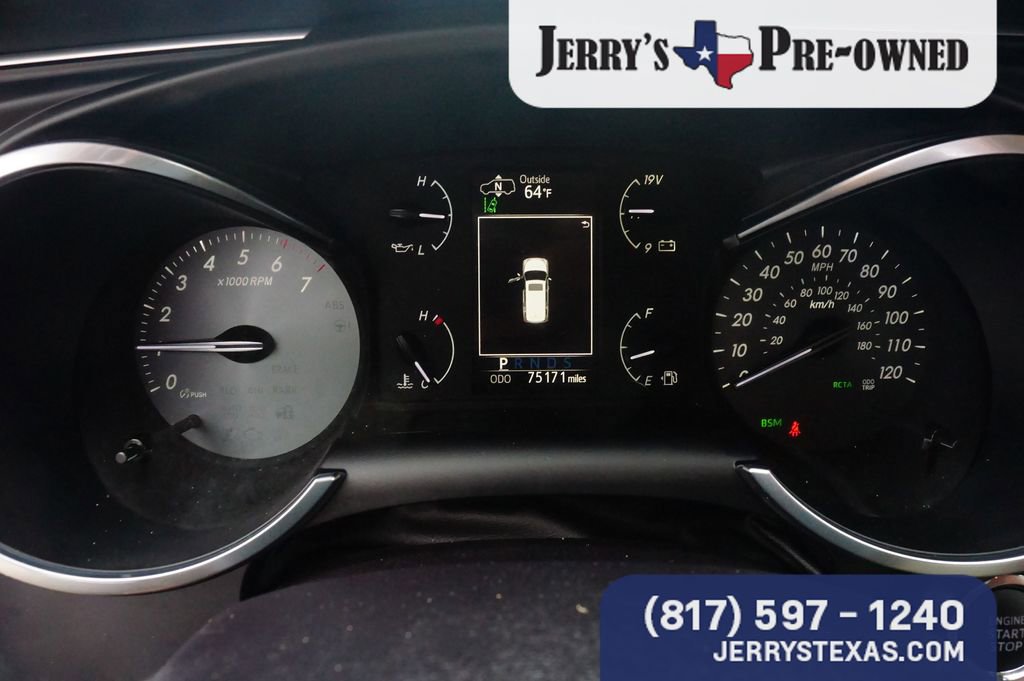 Used 2022 Toyota Sequoia Platinum RWD image 11