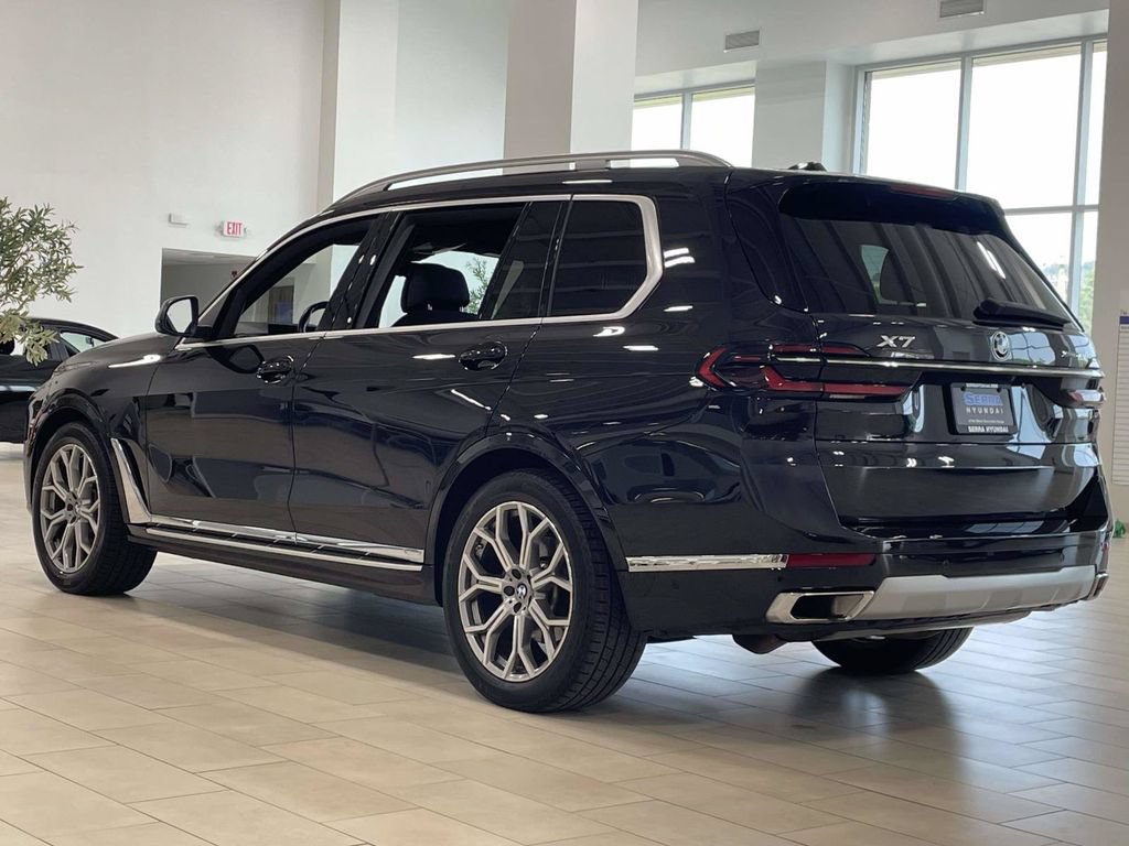 Used 2024 BMW X7 xDrive40i AWD/4WD image 5