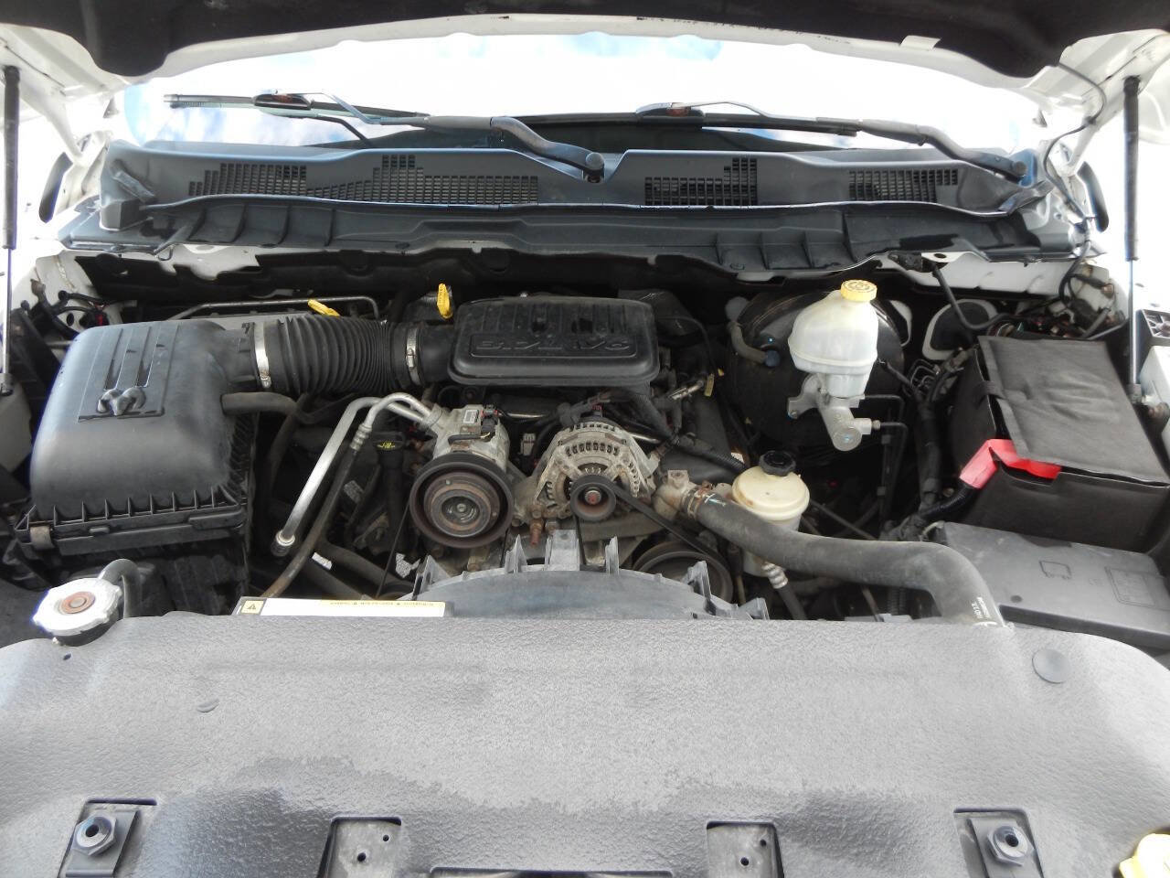 Used 2009 Dodge Ram 1500 Truck ST image 44