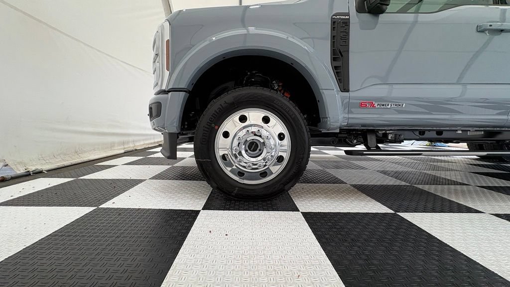 New 2026 Ford F450 Platinum w/ FX4 Off-Road Package AWD/4WD image 11