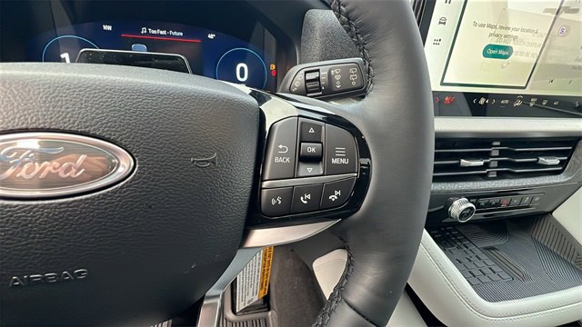 Used 2025 Ford Explorer Platinum w/ Ultimate Package image 32