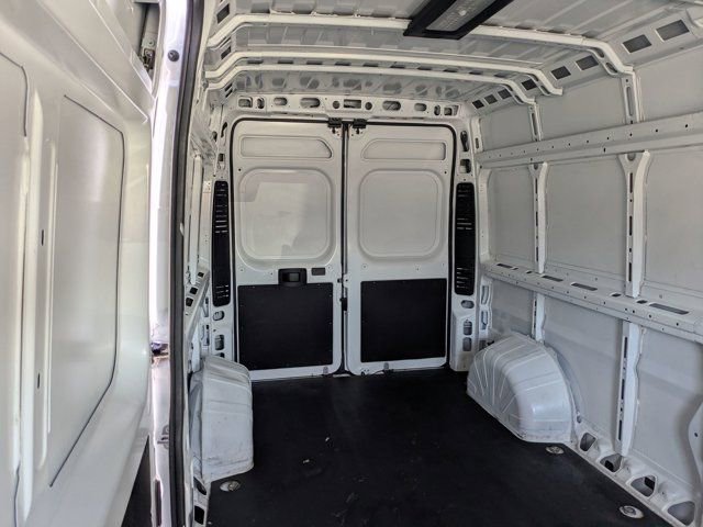 Used 2025 RAM ProMaster 2500 w/ Convenience Group image 7