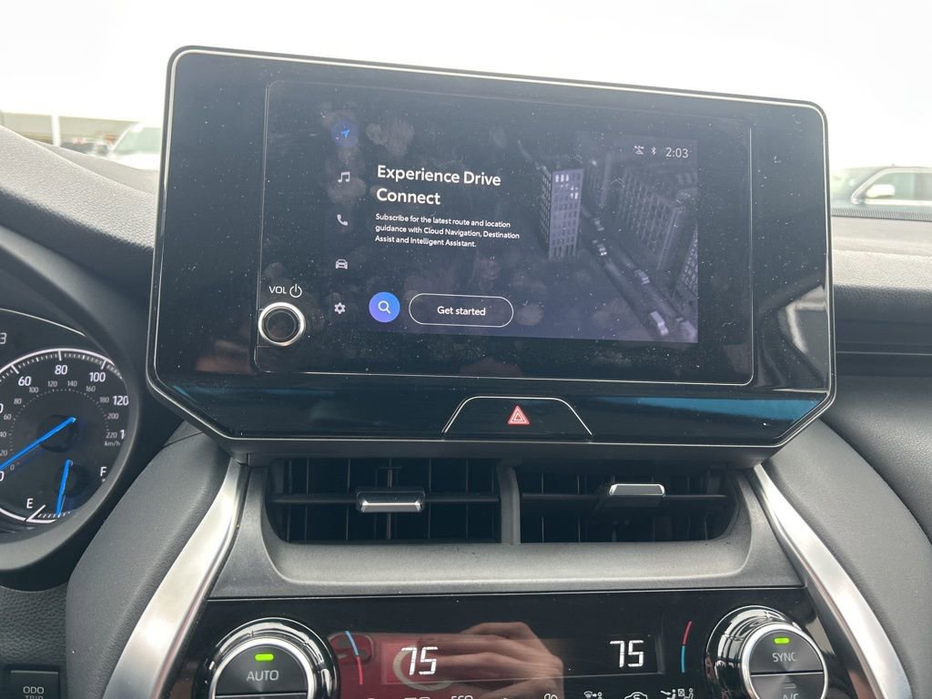 Used 2024 Toyota Venza LE image 24