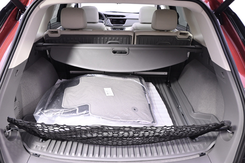New 2026 Cadillac XT5 Premium Luxury w/ LPO, Floor Liner Package AWD/4WD image 19