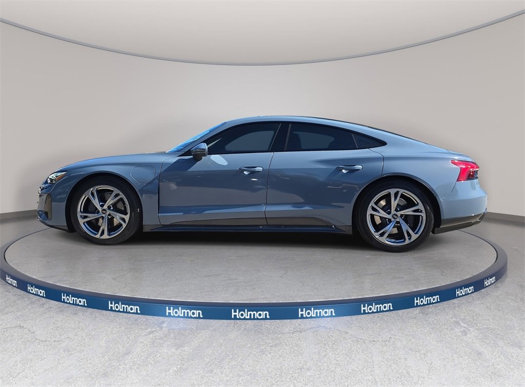 Used 2024 Audi e-tron GT Premium Plus image 7