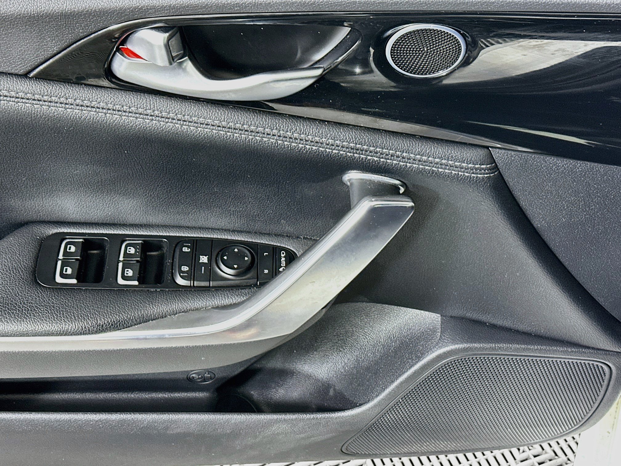 Used 2023 Kia Stinger GT-Line RWD image 14