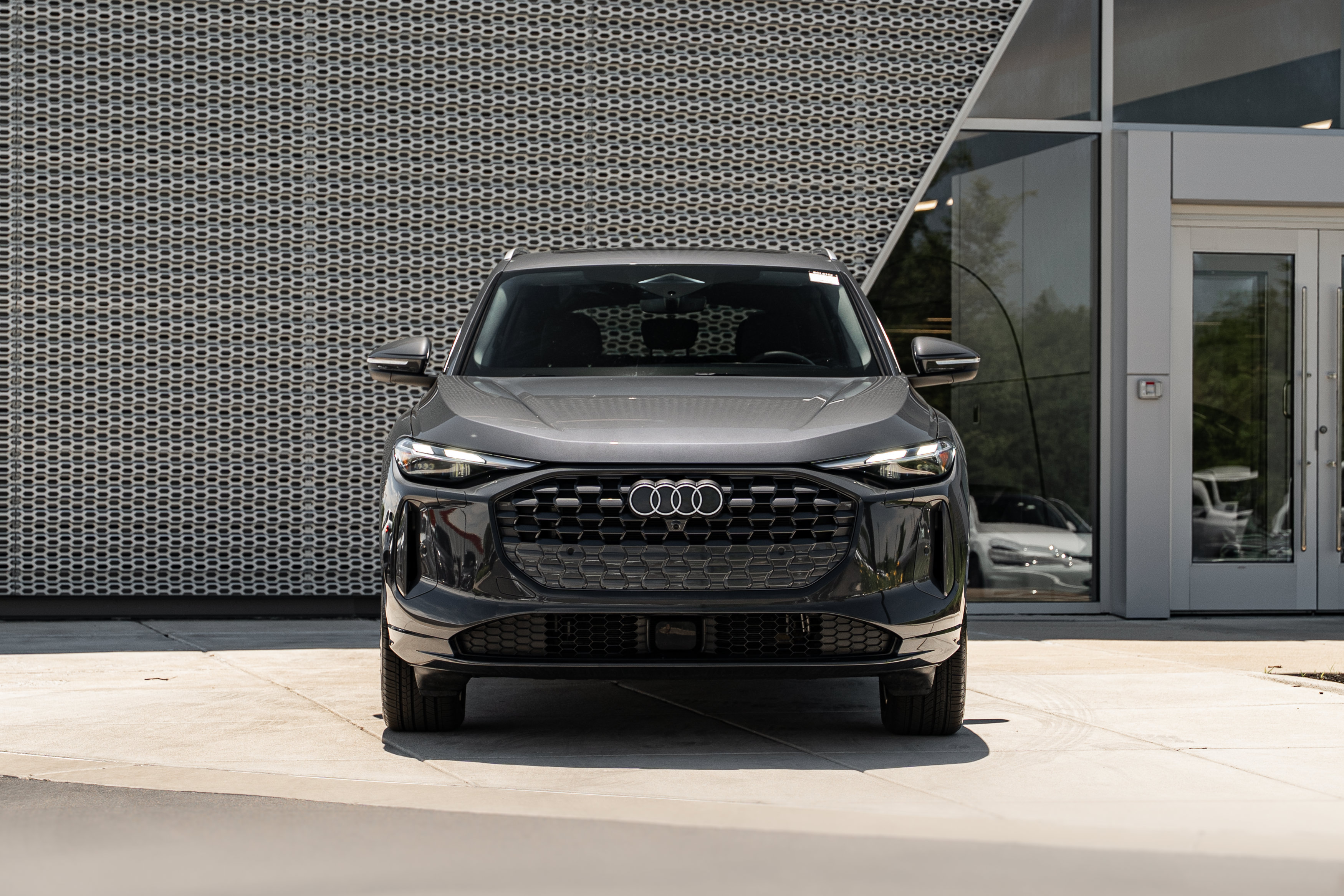 Certified 2025 Audi Q5 Premium w/ Convenience Package AWD/4WD image 33