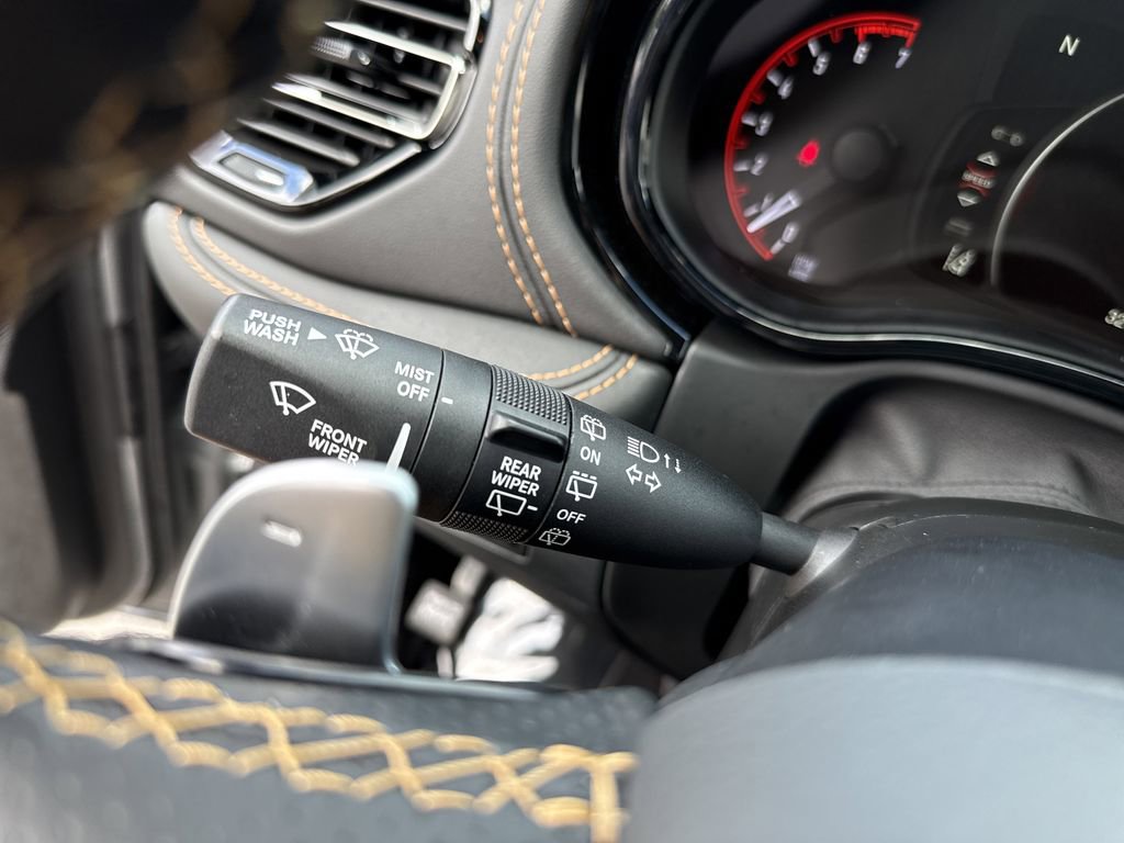 Used 2025 Dodge Durango R/T image 24