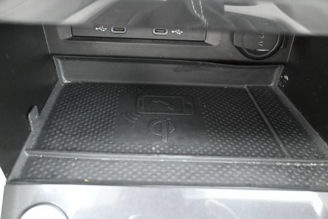 Used 2023 Volkswagen Tiguan SE R-Line FWD image 24